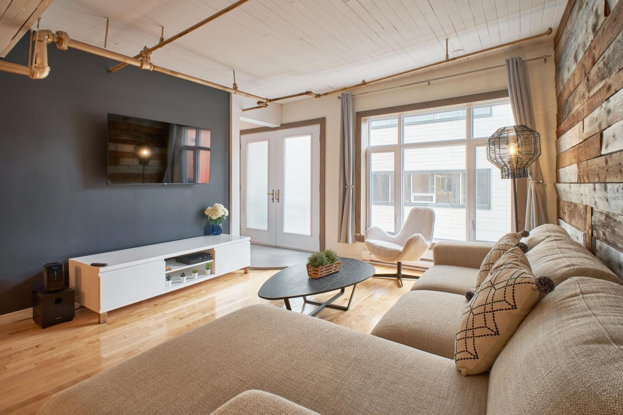 Lion'S Den // Spacious 1500 Sqft 魁北克 外观 照片